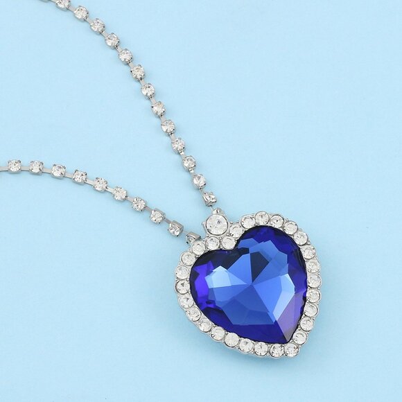 Blue Titanic Heart of the Ocean Crystal Pendant Necklace Rhinestone Jewelry - Picture 4 of 12